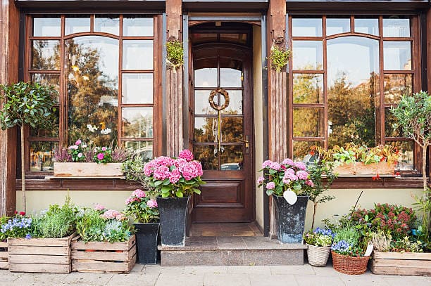 flower-store-entrance